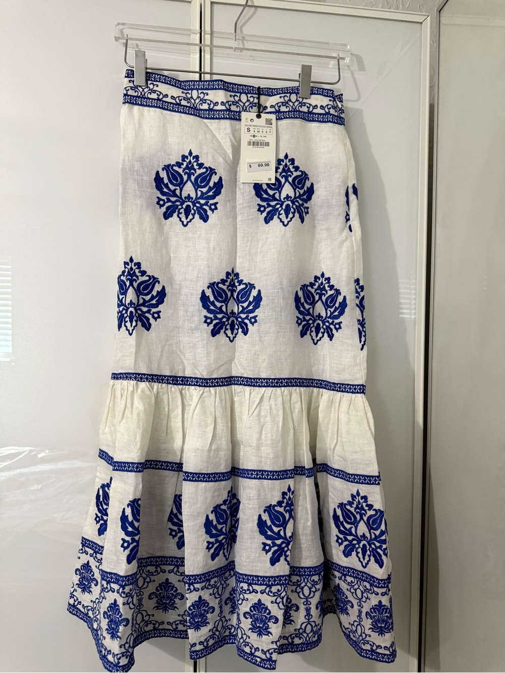 Zara White Midi Skirt with Royal Blue Embroidered Motifs